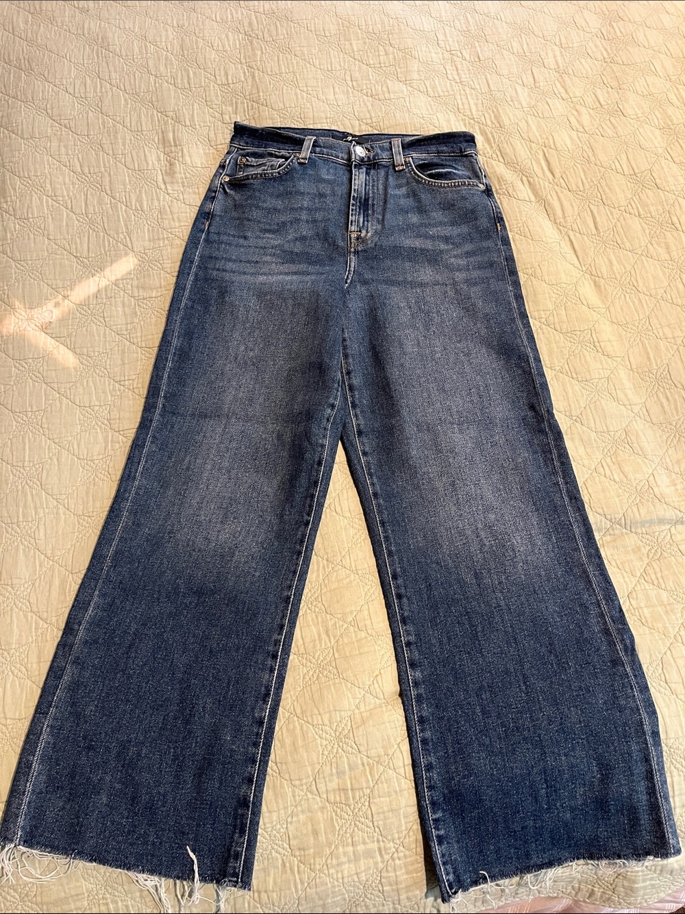 7 FOR ALL MANKIND: Alexa Cropped Jean, Size 27